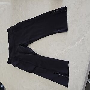 Lululemon Capri Size 6